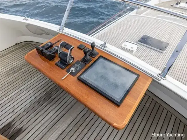 Moonen 68 Flybridge