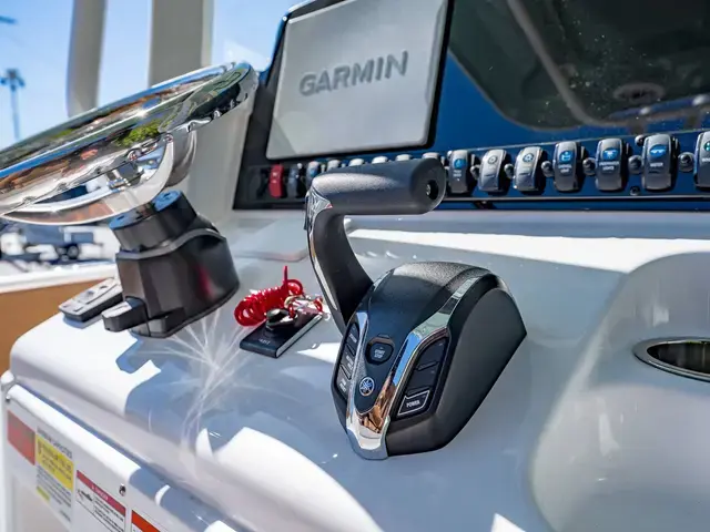 Sea Hunt Ultra 255 Se