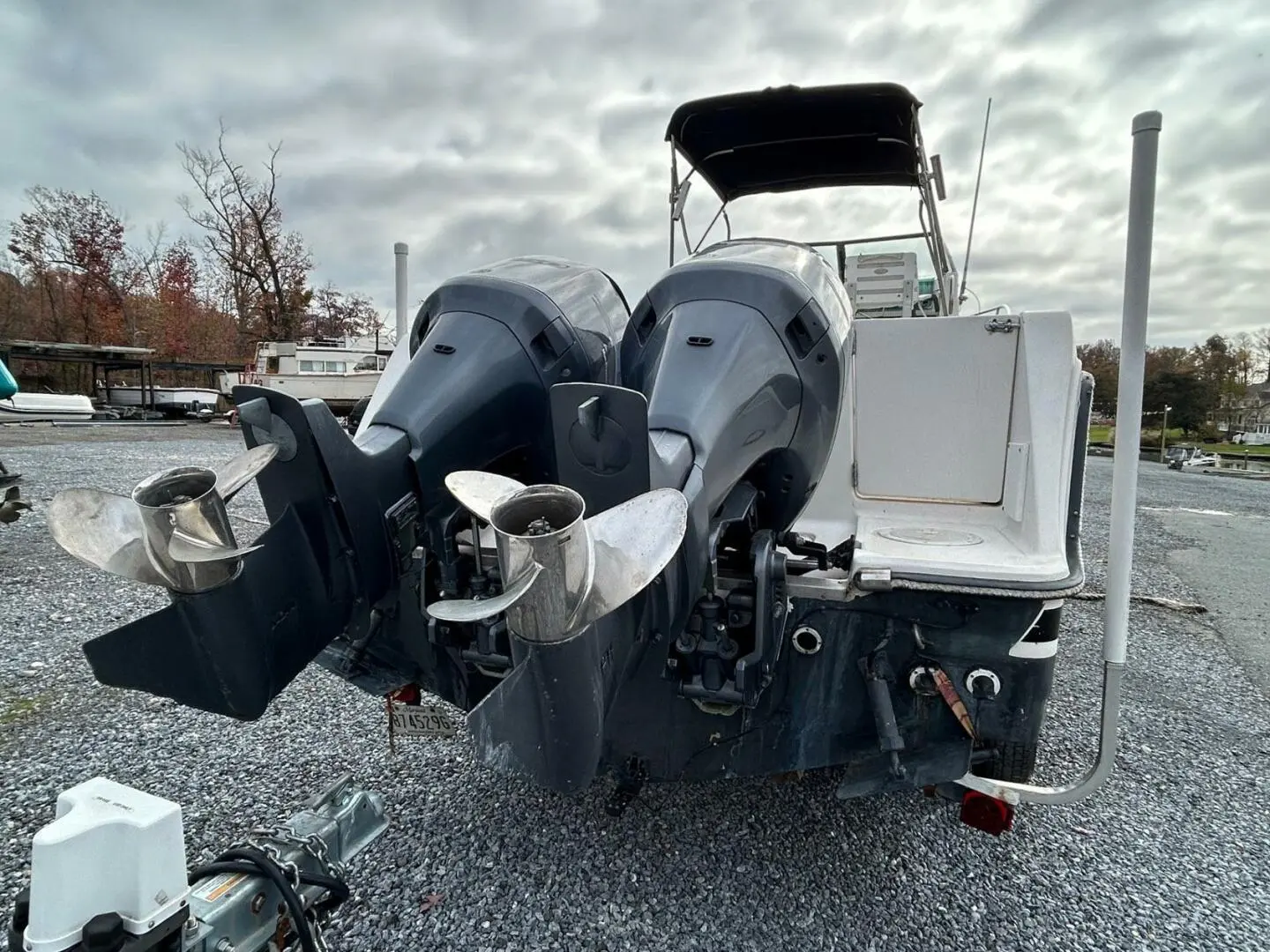 1996 Robalo 24