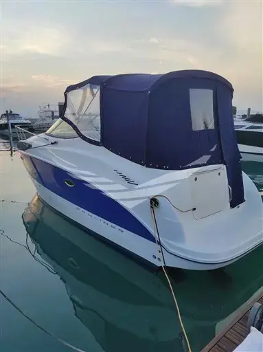 2005 Bayliner 265sb