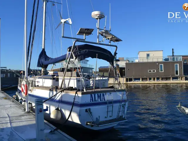 Nauticat 52