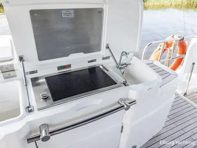 Fairline 70