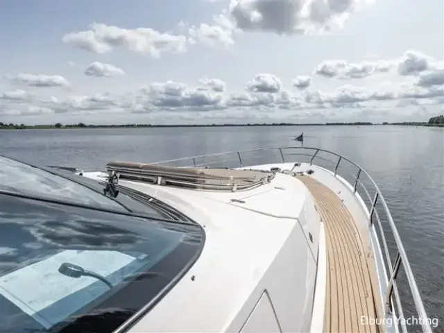 Fairline 70