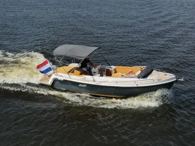 Interboat Intender 850