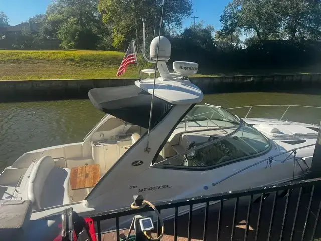 Sea Ray 33