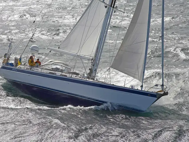 Hallberg Rassy 62