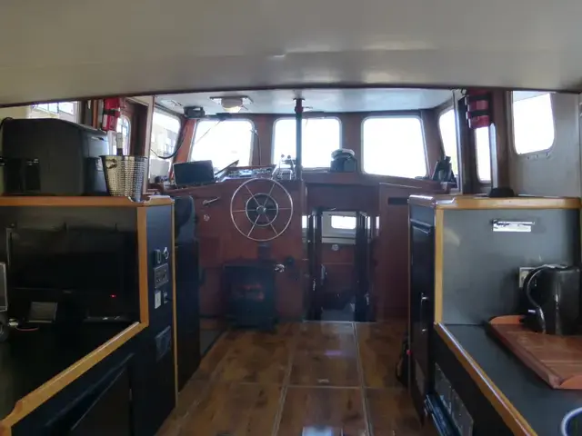 Colvic Trawler Yacht 38