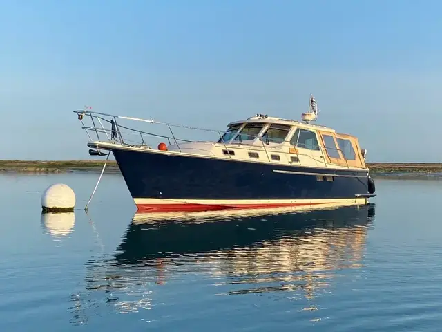 Island Packet Craft Express 360 Cruiser