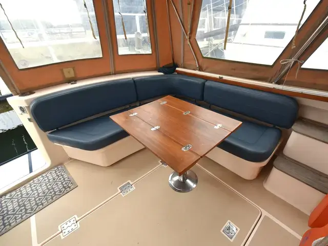 Island Packet Craft Express 360 Cruiser