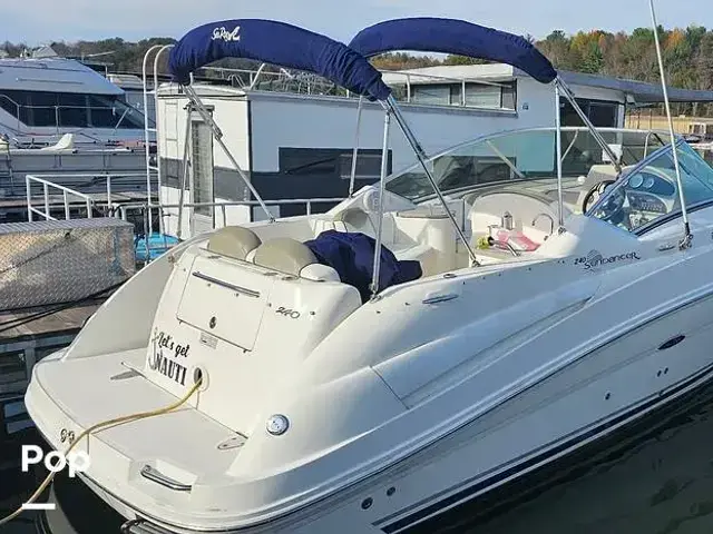 Sea Ray 240DA