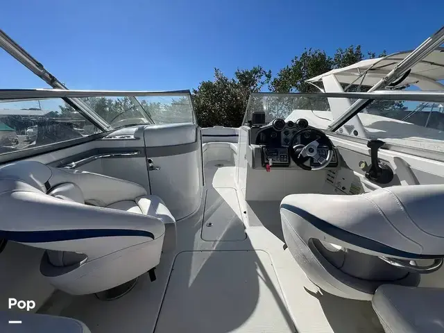 Formula 240 Bowrider