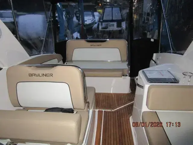 Bayliner Ciera 8