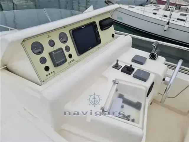 Ferretti Yachts 590