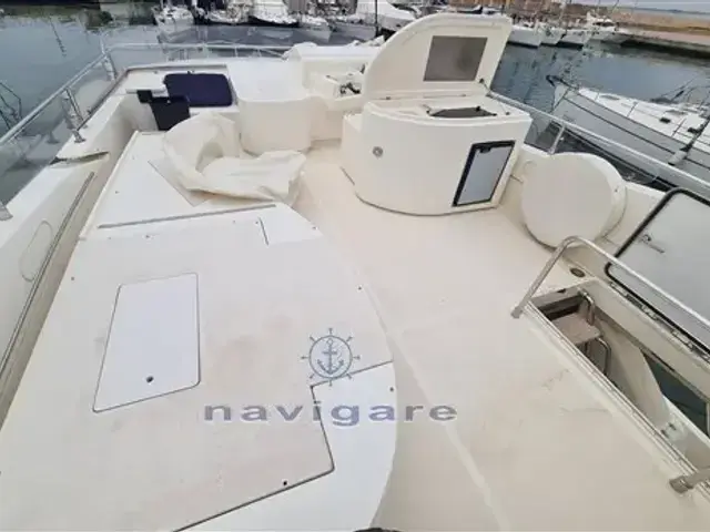 Ferretti Yachts 590