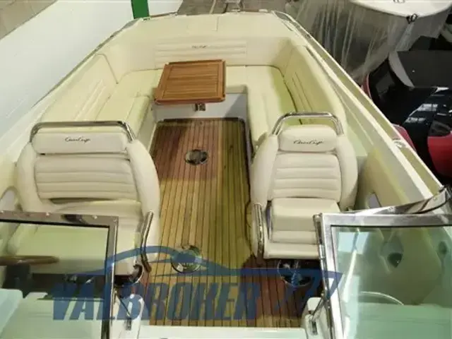 Chris Craft Corsair 28