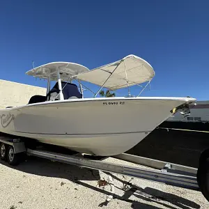 2016 Sea Hunt Gamefish 27