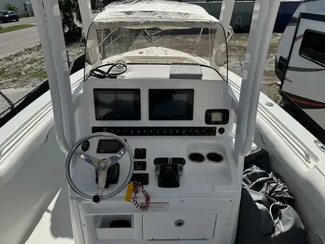 Sea Hunt Gamefish 27