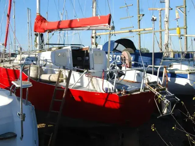 Steel boats Robert Tucker Leopard 32