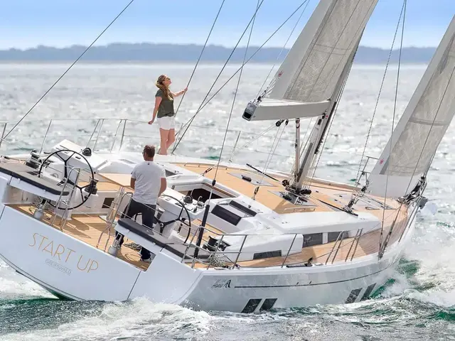 Hanse 548