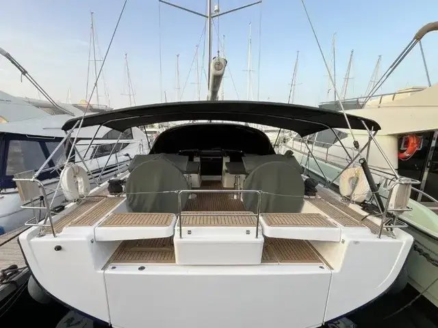 Hanse 548