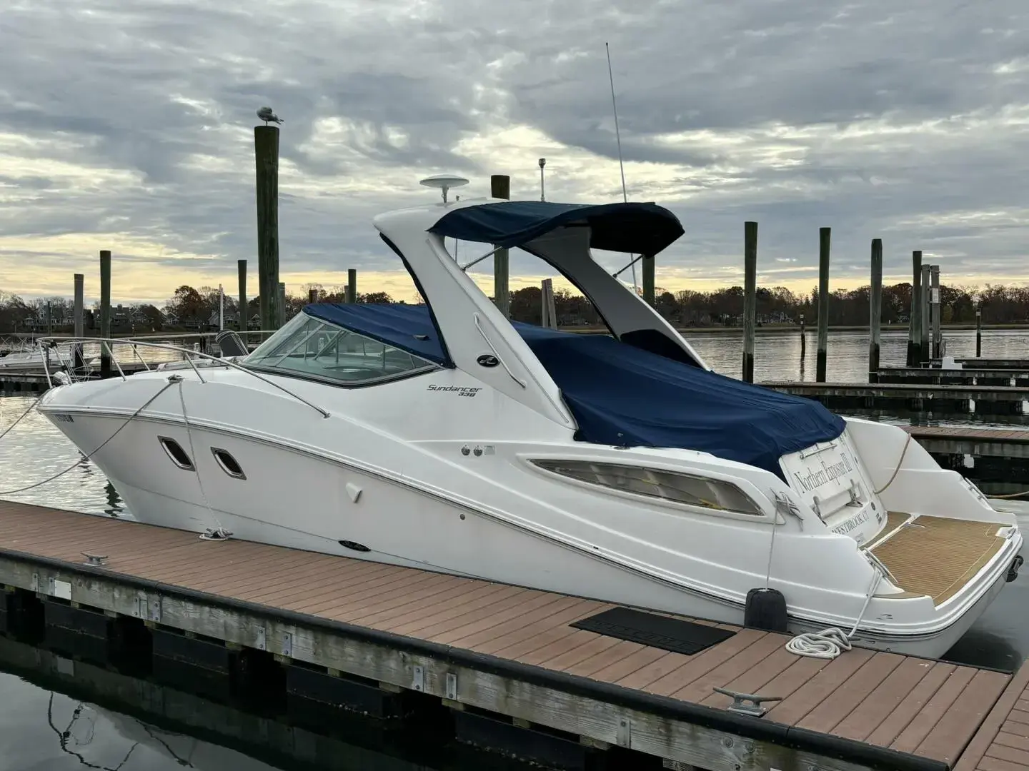 2012 Sea Ray sundancer 330