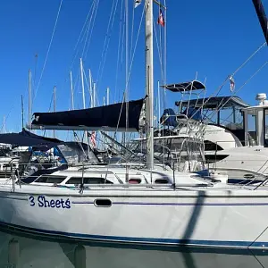 2001 Catalina 320