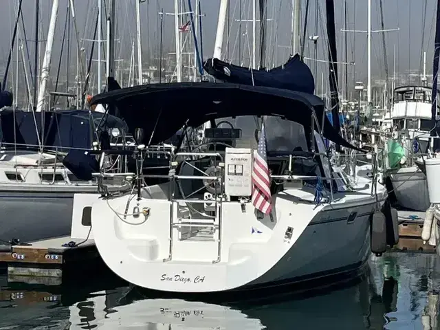 Catalina 320