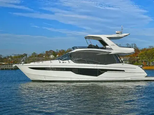 Galeon 500 Fly