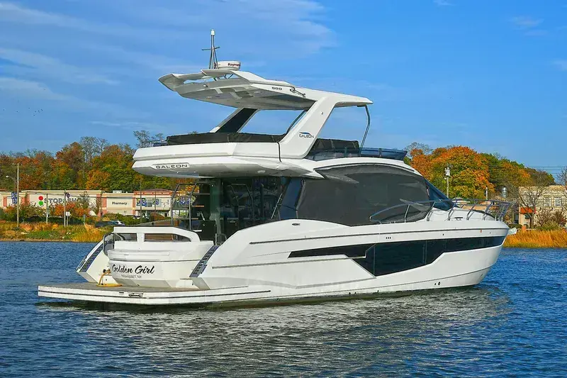 2023 Galeon 500 fly