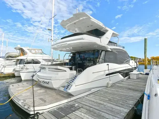 Galeon 500 Fly