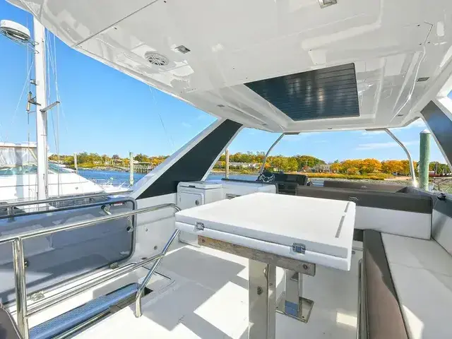 Galeon 500 Fly