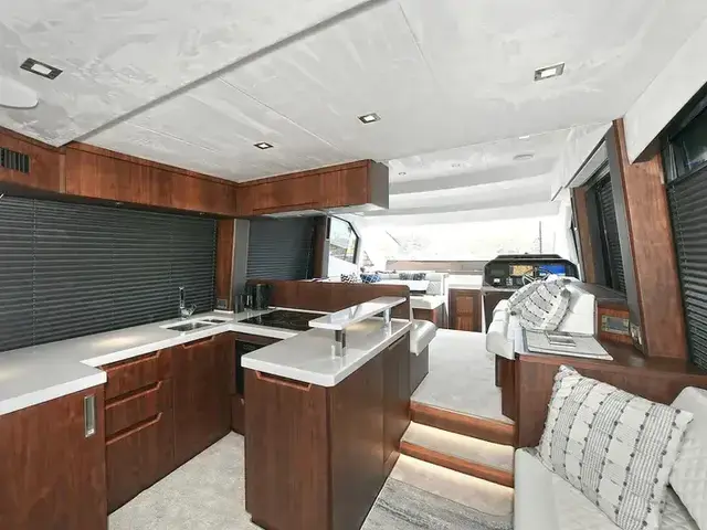 Galeon 500 Fly