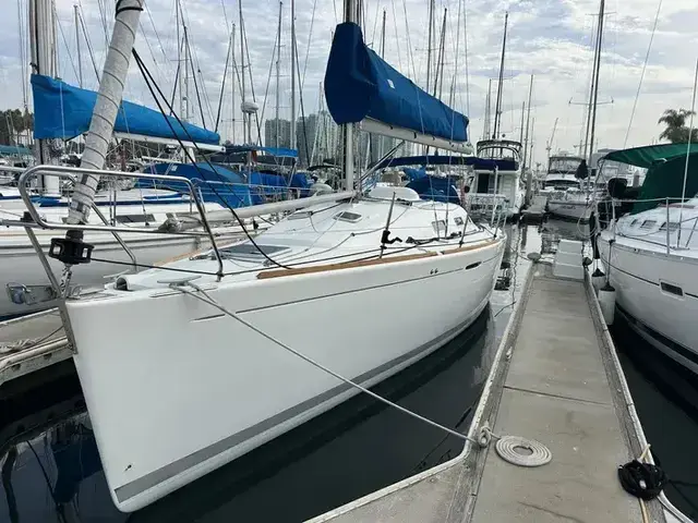 Beneteau First 36.7