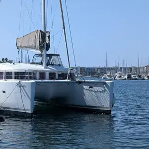 2011 Lagoon 400