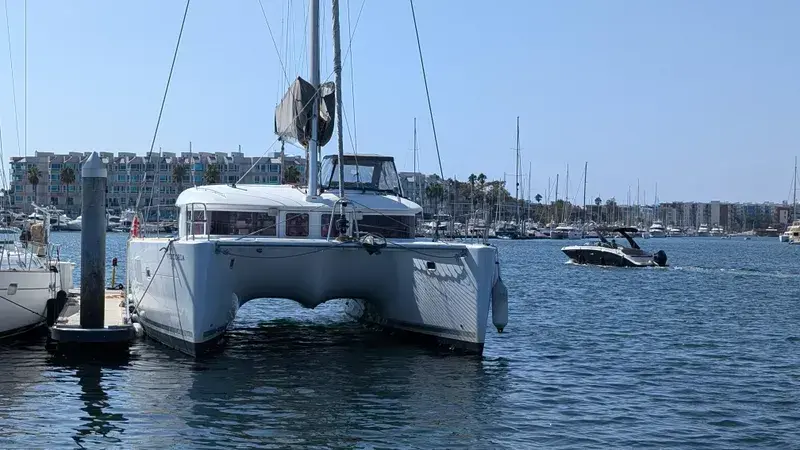 2011 Lagoon 400