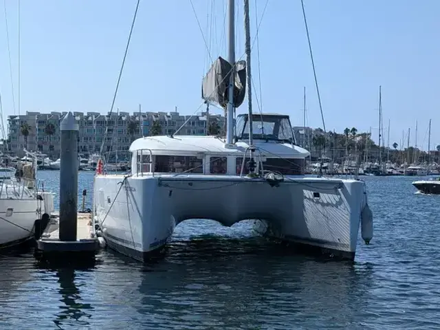 Lagoon 400