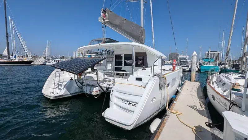 2011 Lagoon 400