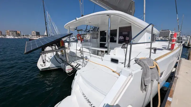 2011 Lagoon 400