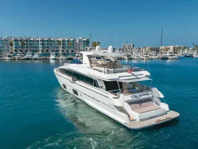 Ferretti Yachts 96