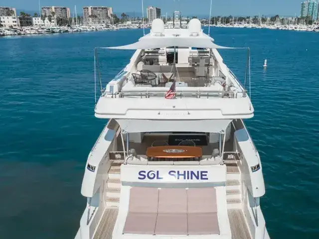 Ferretti Yachts 96