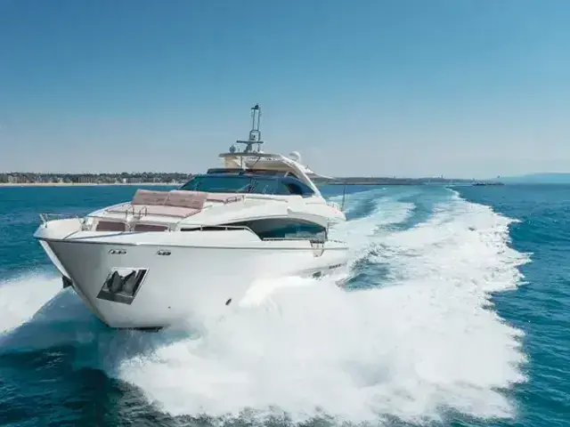 Ferretti Yachts 96