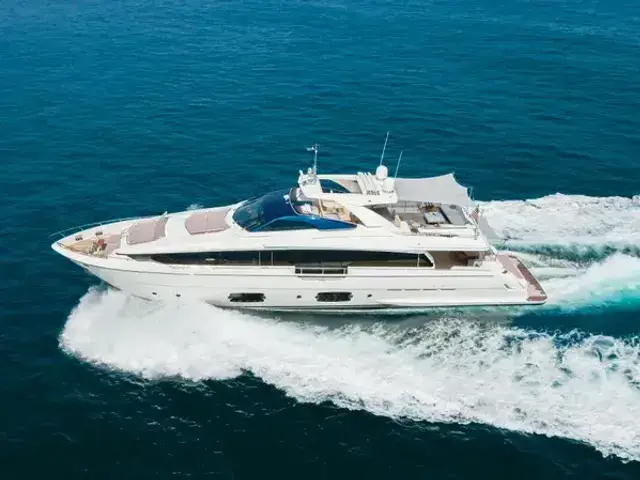 Ferretti Yachts 96