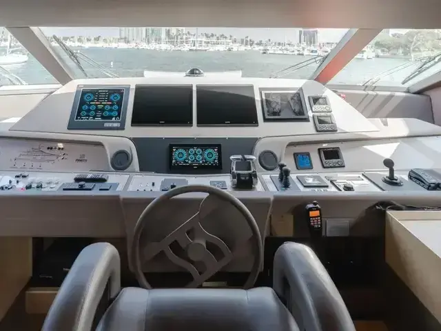 Ferretti Yachts 96