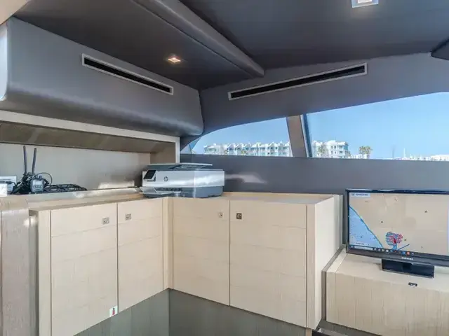 Ferretti Yachts 96