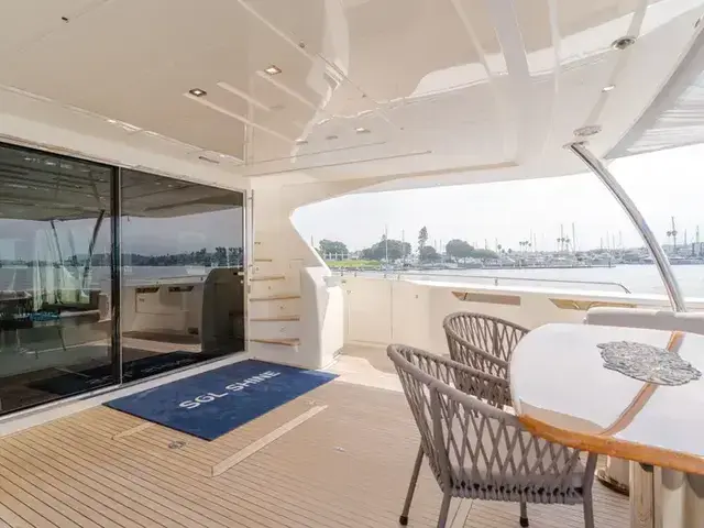 Ferretti Yachts 96