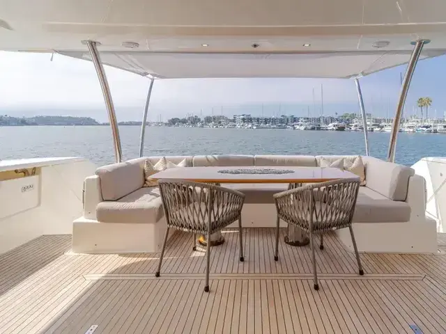 Ferretti Yachts 96