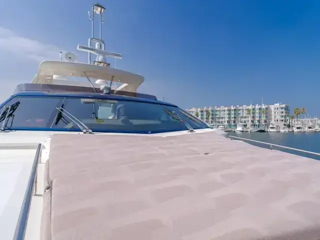 Ferretti Yachts 96