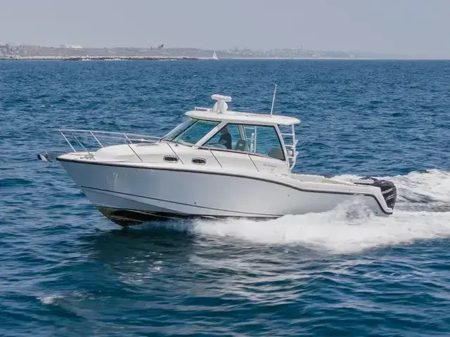 Boston Whaler 315 Conquest