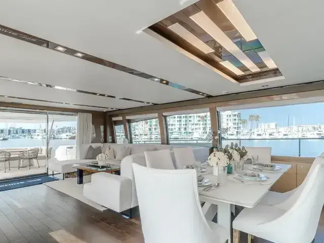 Ferretti Yachts 96