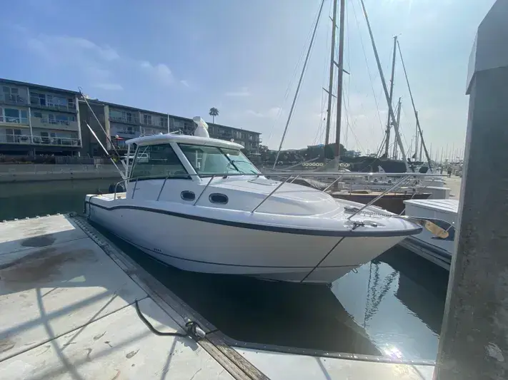 2015 Boston Whaler 315 conquest